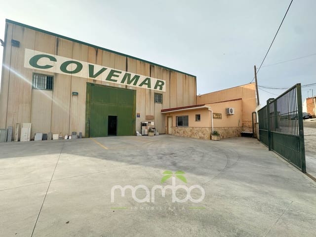 Komercyjne na sprzedaż w Vélez-Málaga - 549 000 € (Ref: 9484032)