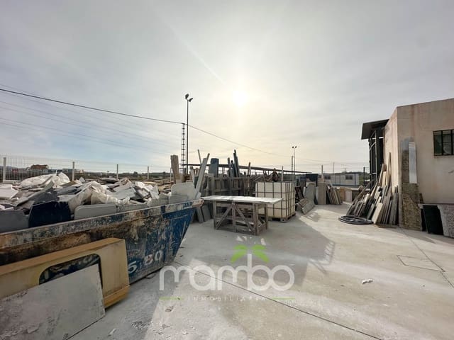 Komercyjne na sprzedaż w Vélez-Málaga - 549 000 € (Ref: 9484032)