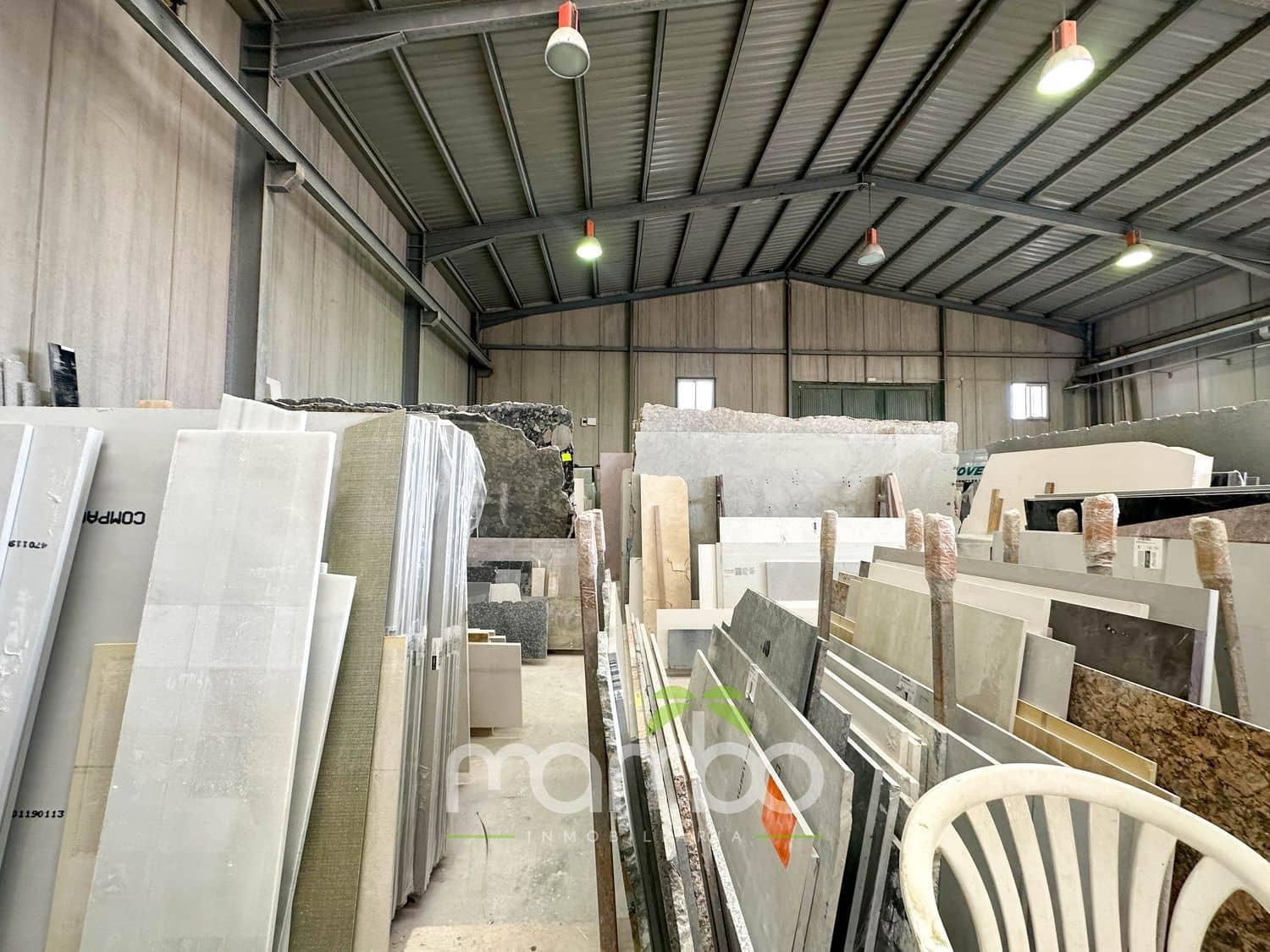 Komercyjne na sprzedaż w Velez-Malaga - 549 000 € (Ref: 9484032)