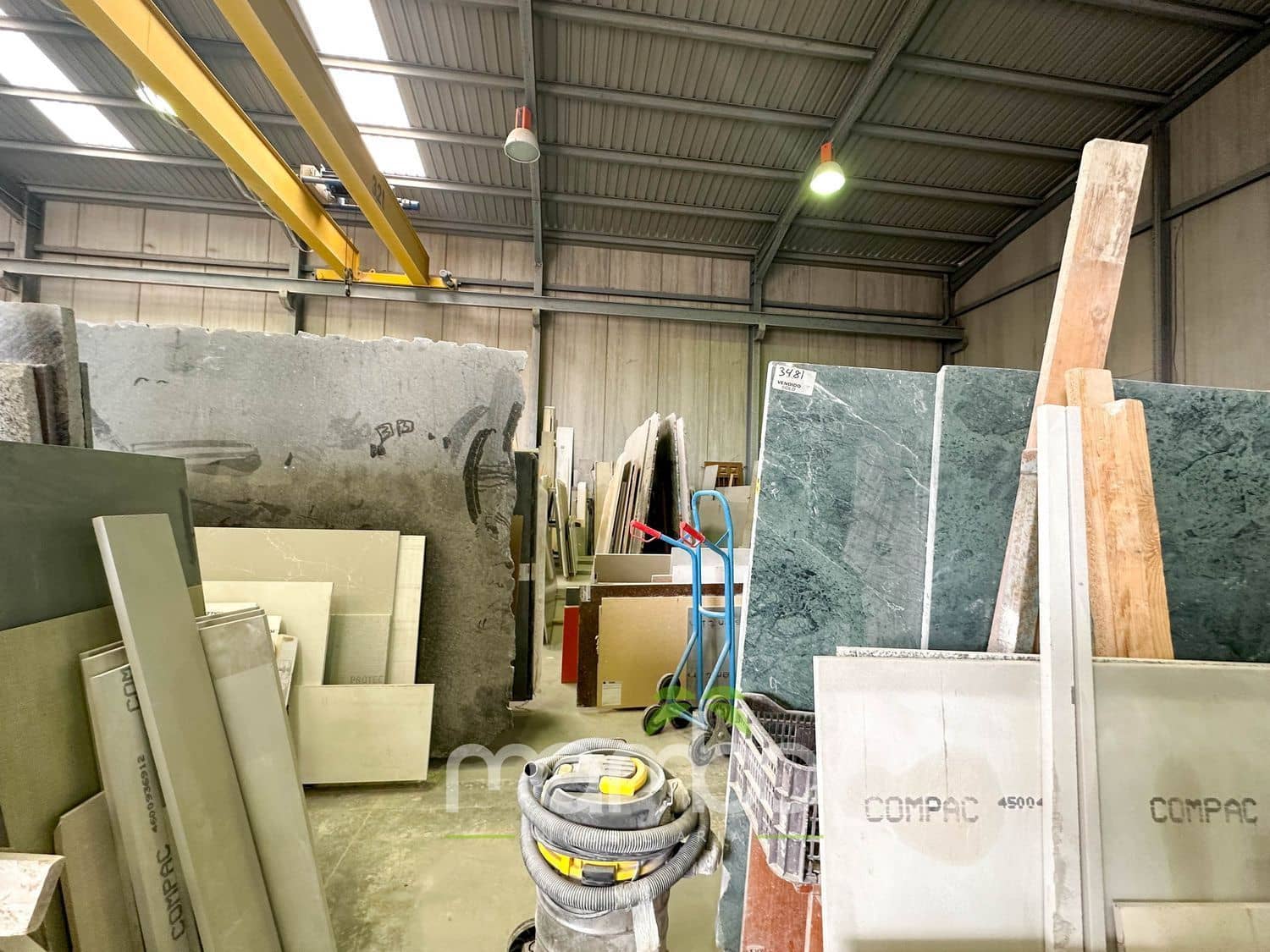 Komercyjne na sprzedaż w Velez-Malaga - 549 000 € (Ref: 9484032)