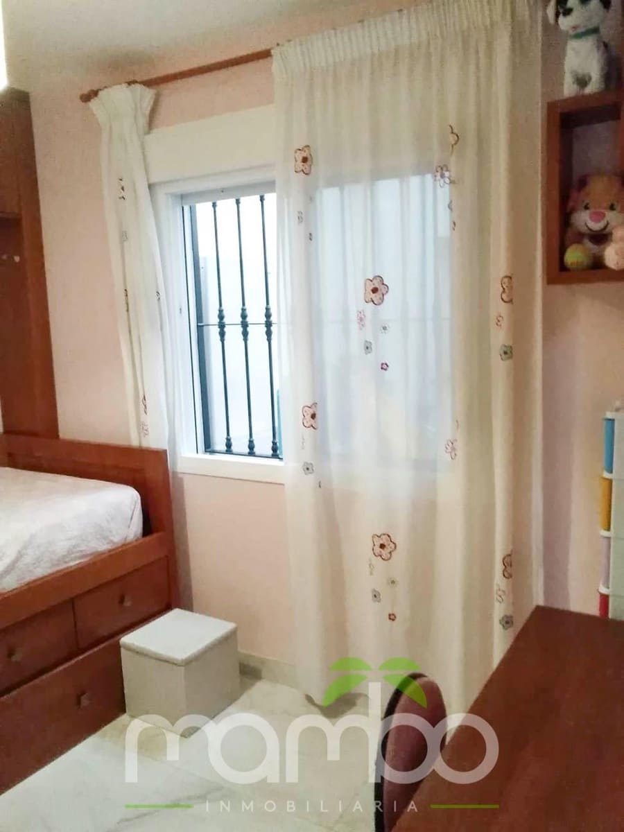 3 bedroom Flat for sale in Torrox - € 215,000 (Ref: 9484034)