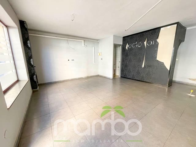 Kaupallinen myytävänä paikassa Vélez-Málaga - 150 000 € (Ref: 9484035)