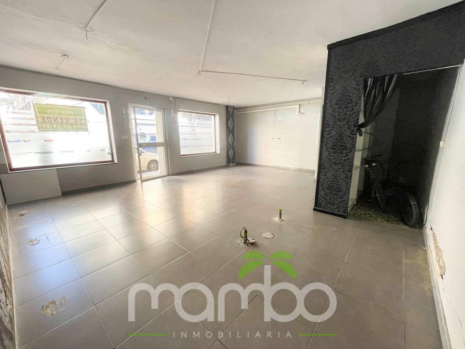 Kaupallinen myytävänä paikassa Velez-Malaga - 150 000 € (Ref: 9484035)