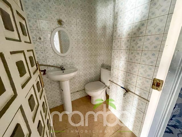 Kaupallinen myytävänä paikassa Vélez-Málaga - 150 000 € (Ref: 9484035)