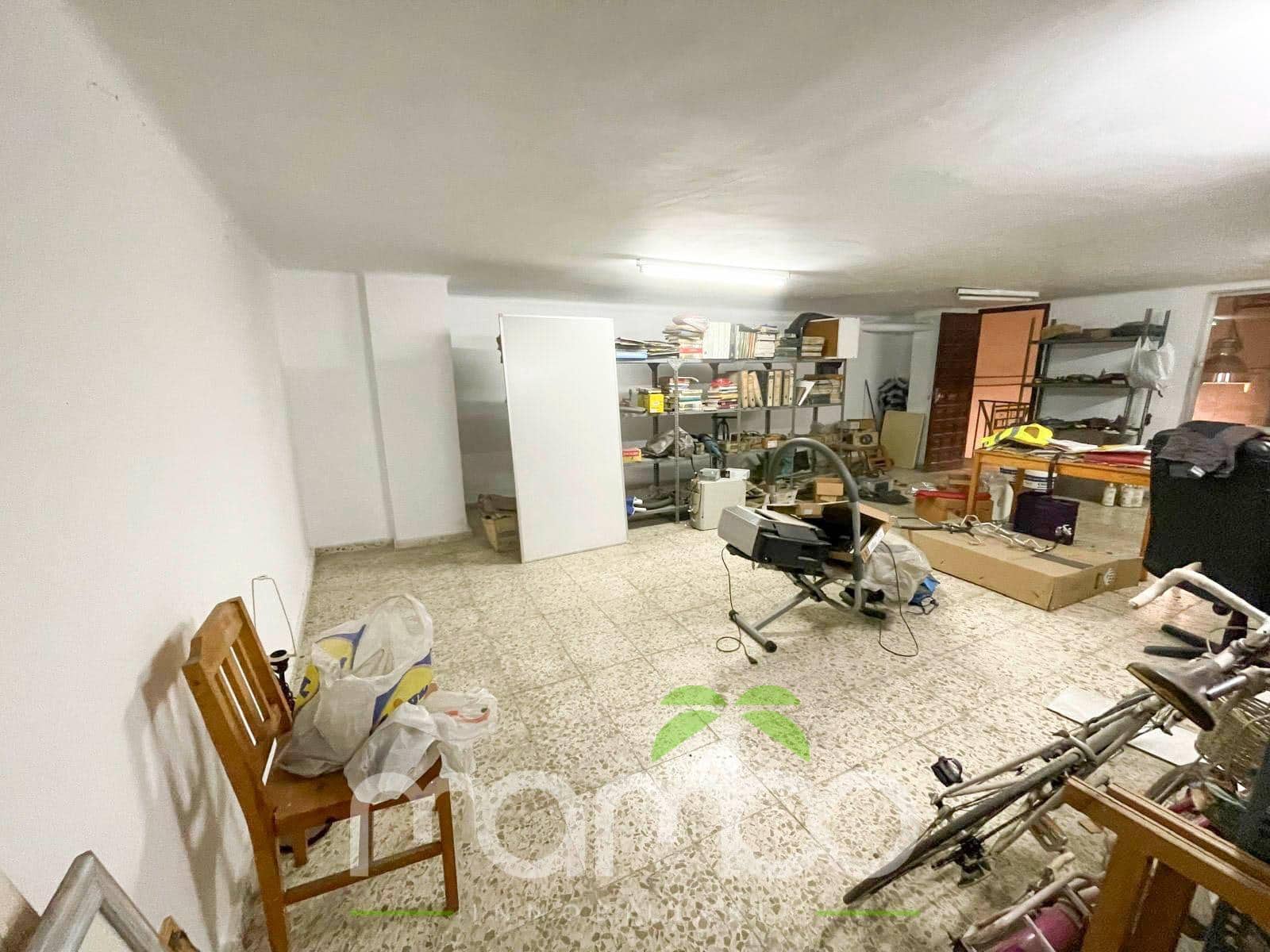 Kaupallinen myytävänä paikassa Velez-Malaga - 150 000 € (Ref: 9484035)