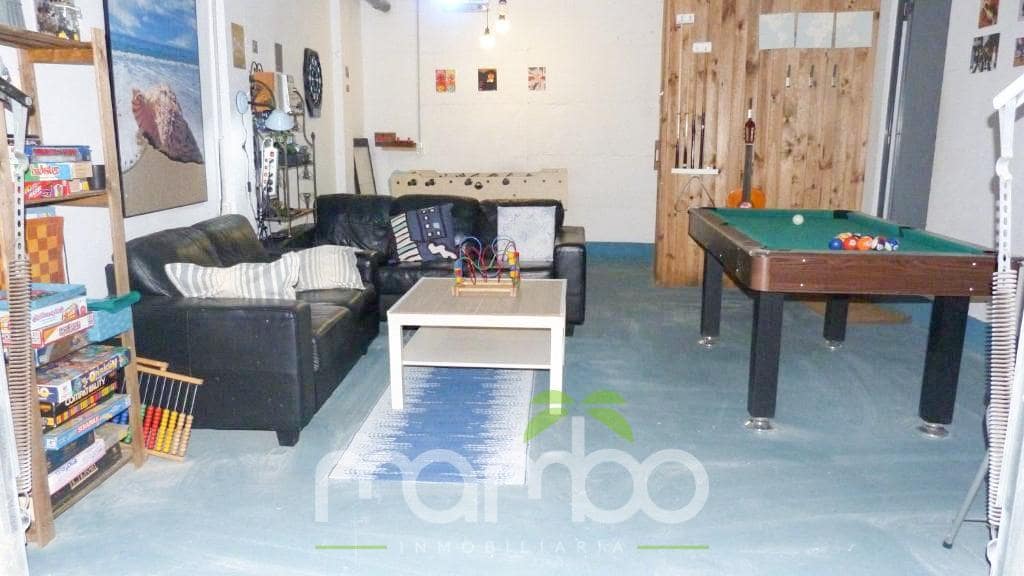 4 slaapkamer Rijtjeshuis te koop in Chilches met garage - € 490.000 (Ref: 9495382)