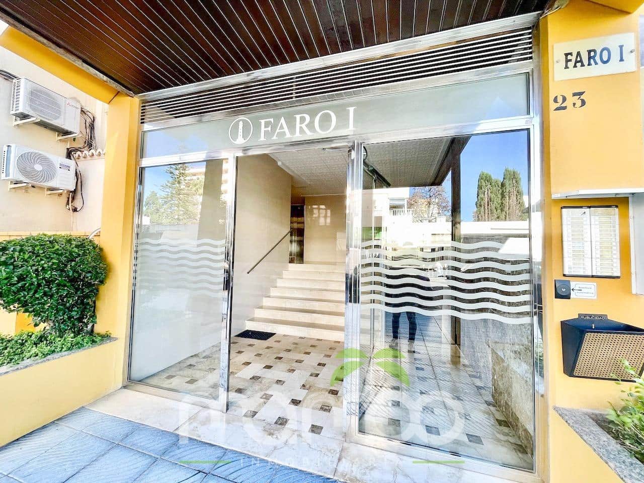 Piso de 2 habitaciones en Torre del Mar en venta con piscina - 250.000 € (Ref: 9497504)