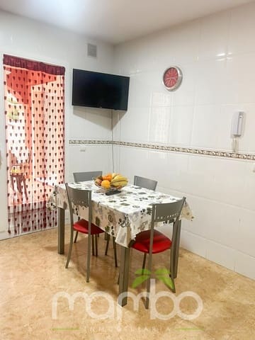 4 camera da letto Villetta Bifamiliare in vendita in Torre del Mar, Vélez-Málaga con piscina garage - 485.000 € (Rif: 9513493)