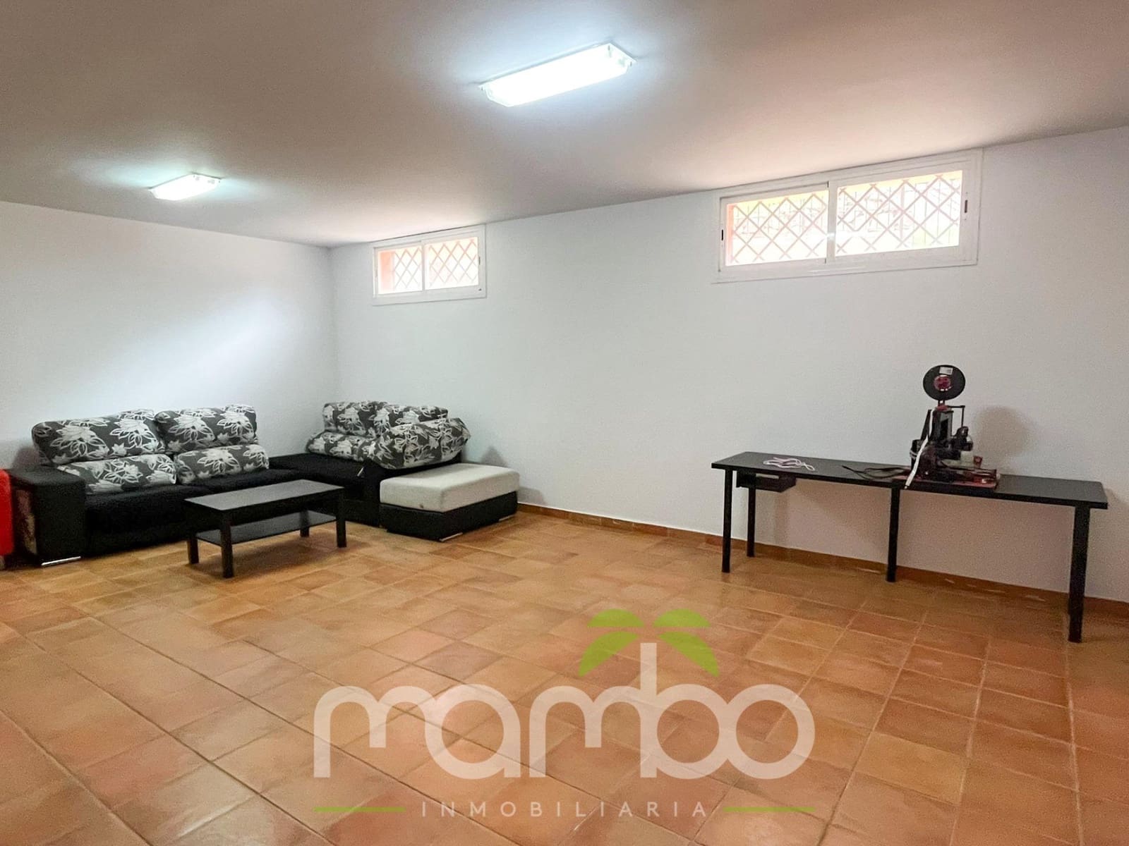 4 camera da letto Villetta Bifamiliare in vendita in Torre del Mar con piscina garage - 485.000 € (Rif: 9513493)