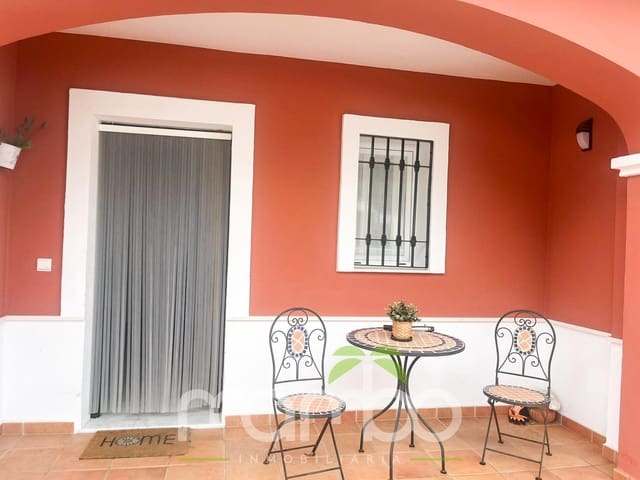 4 camera da letto Villetta Bifamiliare in vendita in Torre del Mar, Vélez-Málaga con piscina garage - 485.000 € (Rif: 9513493)