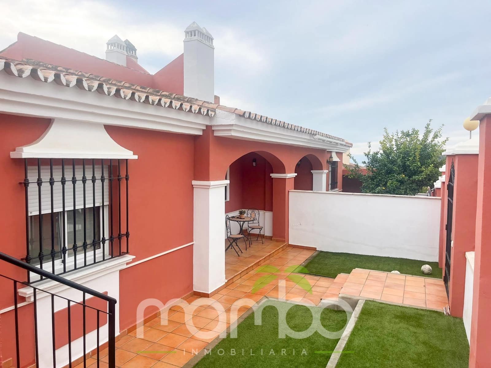 4 camera da letto Villetta Bifamiliare in vendita in Torre del Mar con piscina garage - 485.000 € (Rif: 9513493)