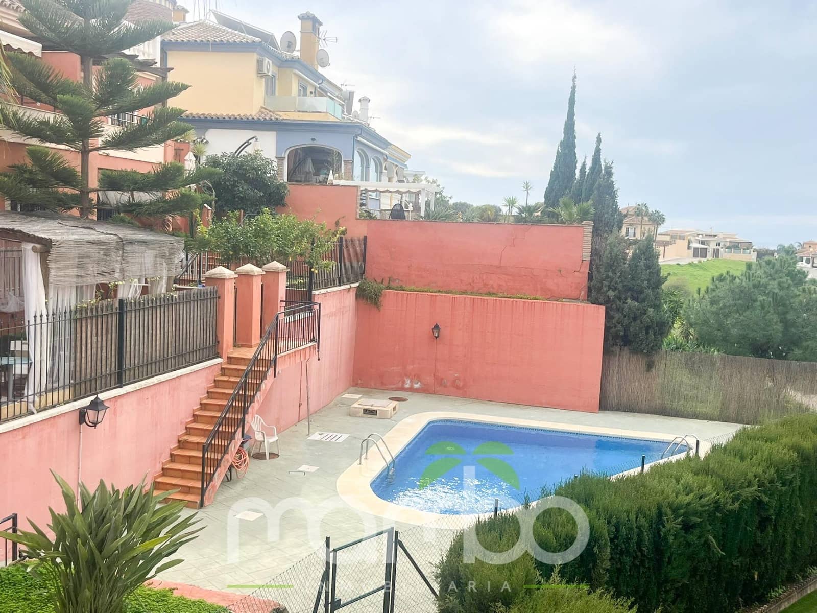 4 camera da letto Villetta Bifamiliare in vendita in Torre del Mar con piscina garage - 485.000 € (Rif: 9513493)