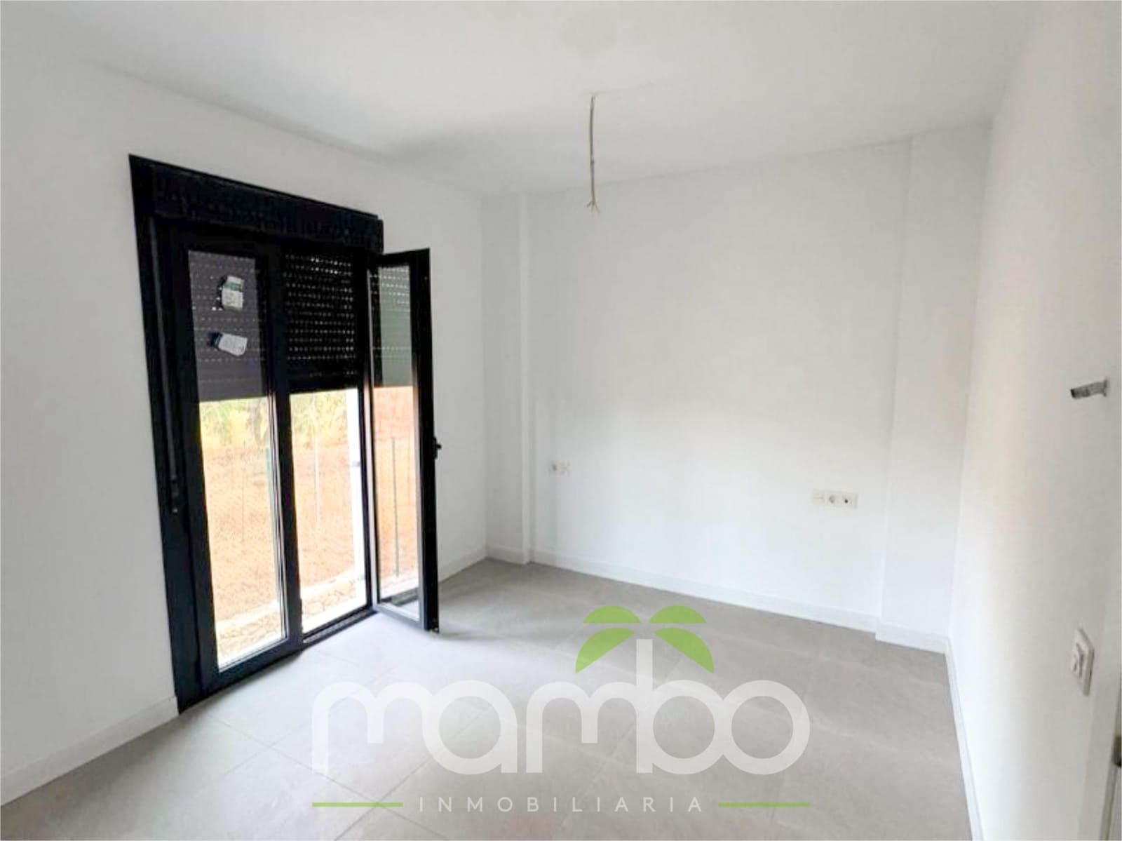 Chalet de 3 habitaciones en Torre del Mar en venta con piscina garaje - 449.000 € (Ref: 9527804)