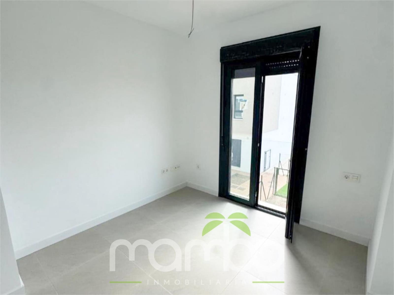 Chalet de 3 habitaciones en Torre del Mar en venta con piscina garaje - 449.000 € (Ref: 9527804)