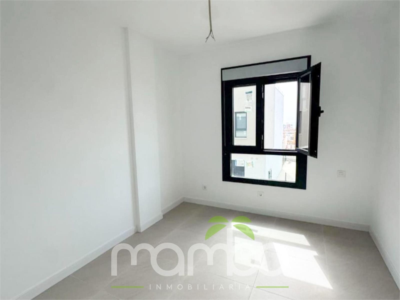 Chalet de 3 habitaciones en Torre del Mar en venta con piscina garaje - 449.000 € (Ref: 9527804)