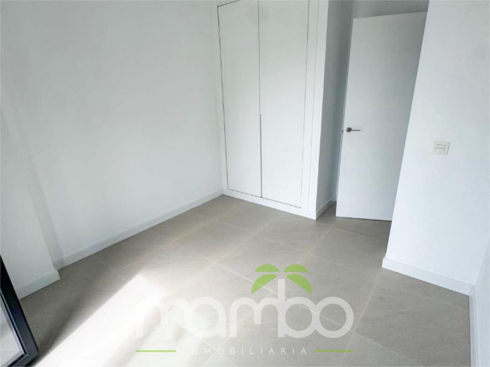 Chalet de 3 habitaciones en Torre del Mar en venta con piscina garaje - 449.000 € (Ref: 9527804)