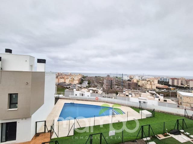 3 quarto Moradia para venda em Torre del Mar, Vélez-Málaga com piscina garagem - 449 000 € (Ref: 9527804)