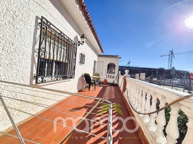 3 makuuhuone Huvila myytävänä paikassa Torrox-Costa, Torrox - 720 000 € (Ref: 9527992)