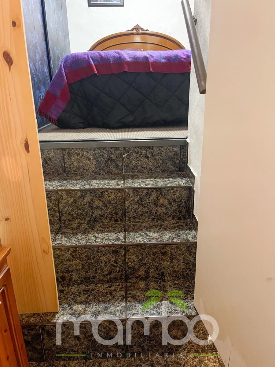 3 slaapkamer Huis te koop in Canillas de Aceituno - € 114.000 (Ref: 9530802)