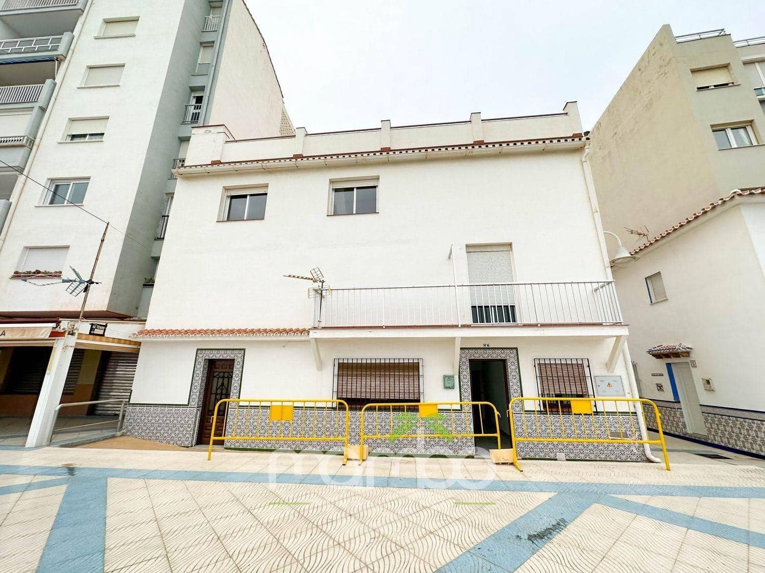 3 bedroom Villa for sale in Algarrobo - € 650,000 (Ref: 9543768)