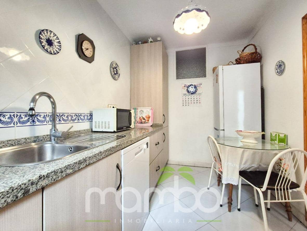 4 sovrum Radhus till salu i Velez-Malaga - 204 900 € (Ref: 9551668)