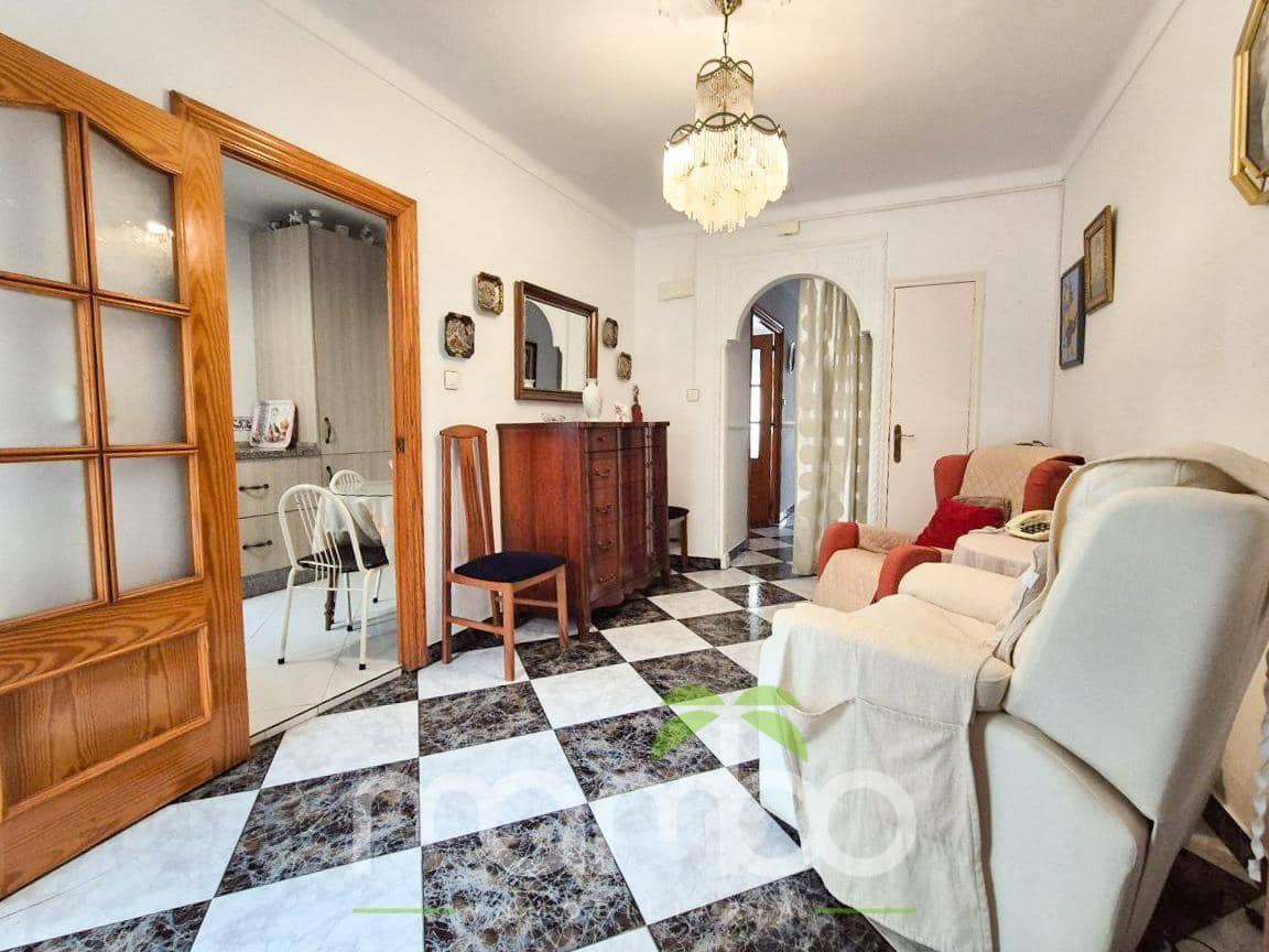 4 sovrum Radhus till salu i Velez-Malaga - 204 900 € (Ref: 9551668)