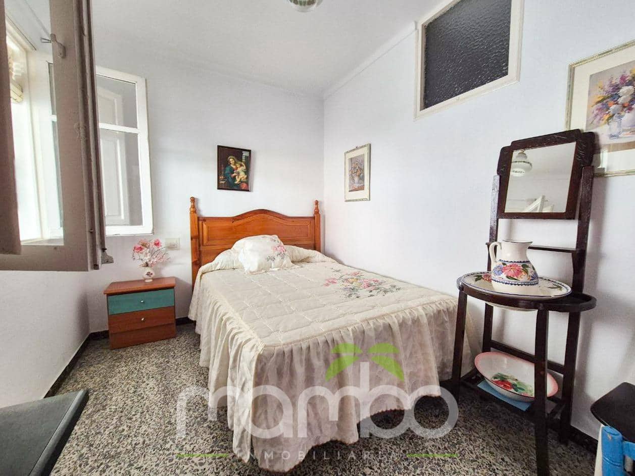 4 sovrum Radhus till salu i Velez-Malaga - 204 900 € (Ref: 9551668)