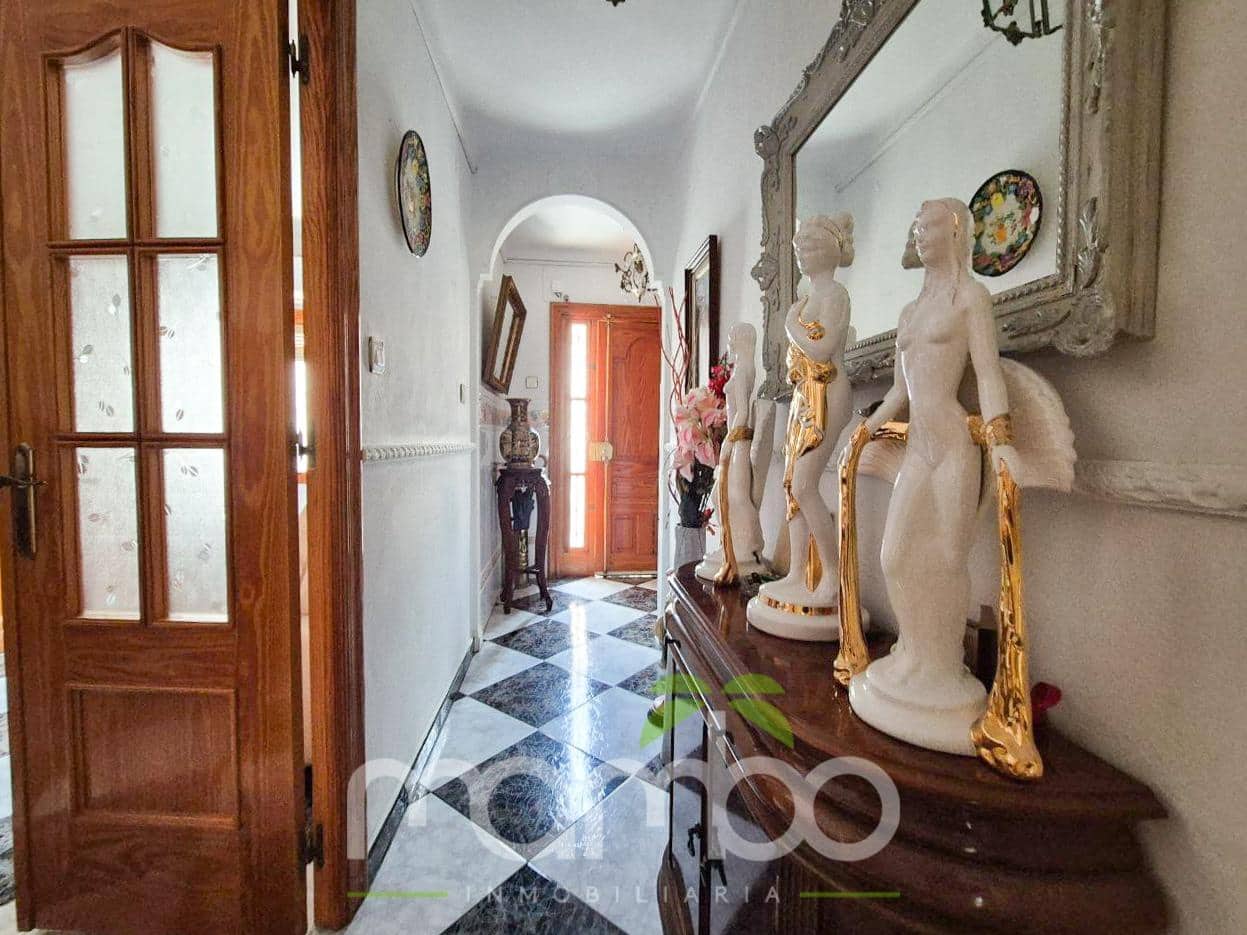 4 sovrum Radhus till salu i Velez-Malaga - 204 900 € (Ref: 9551668)