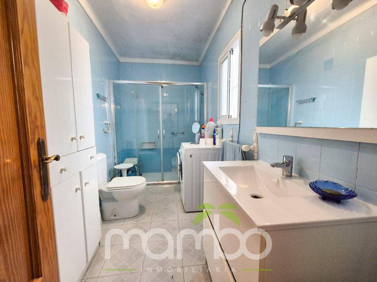 4 sovrum Radhus till salu i Velez-Malaga - 204 900 € (Ref: 9551668)