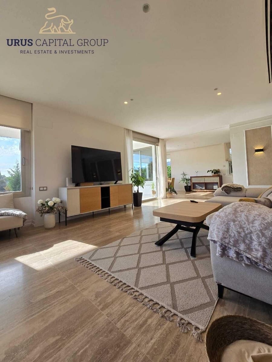 5 camera da letto Villa in vendita in Cordova citta con piscina garage - 1.200.000 € (Rif: 9491769)