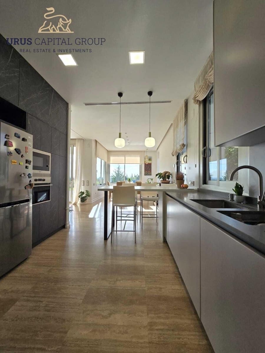 5 camera da letto Villa in vendita in Cordova citta con piscina garage - 1.200.000 € (Rif: 9491769)