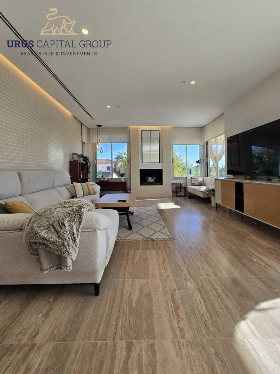 5 camera da letto Villa in vendita in Cordova citta con piscina garage - 1.200.000 € (Rif: 9491769)