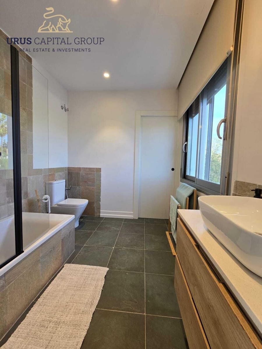 5 camera da letto Villa in vendita in Cordova citta con piscina garage - 1.200.000 € (Rif: 9491769)