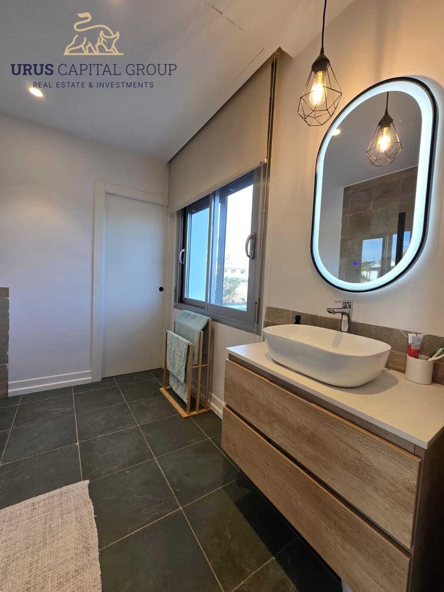 5 camera da letto Villa in vendita in Cordova citta con piscina garage - 1.200.000 € (Rif: 9491769)