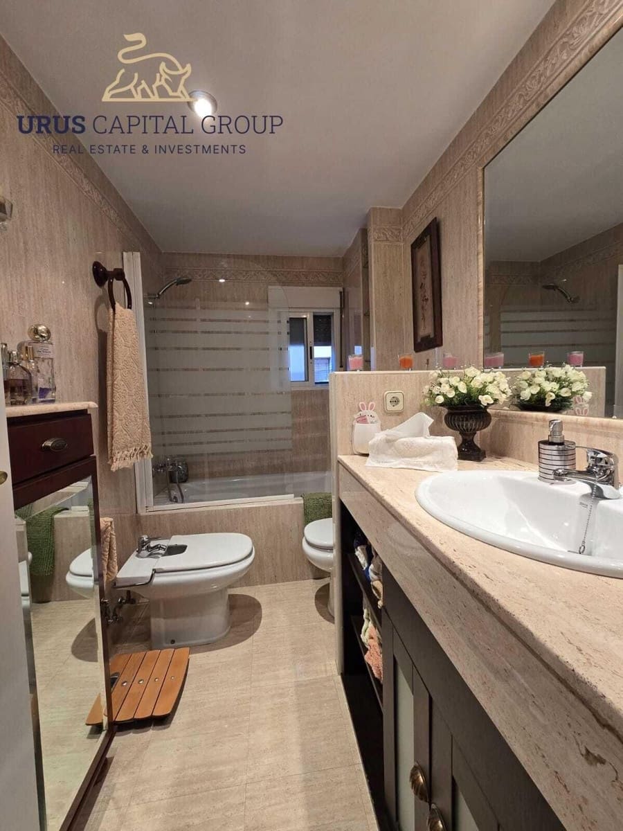 3 sypialnia Mieszkanie na sprzedaż w Miasto Kordoba z garażem - 210 000 € (Ref: 9491770)