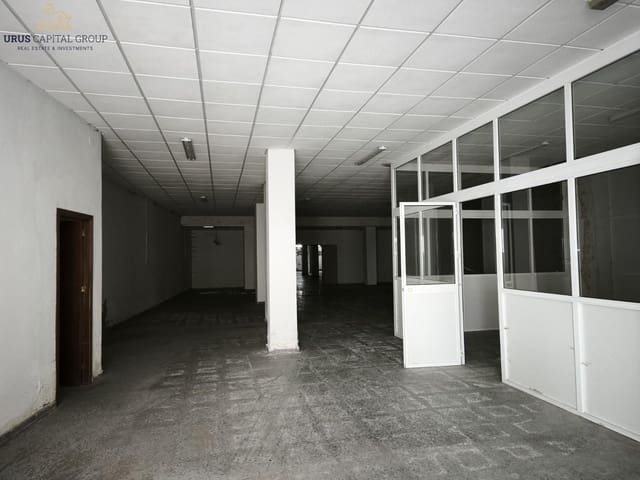 Commercial for sale in Dos Hermanas - € 220,000 (Ref: 9491771)