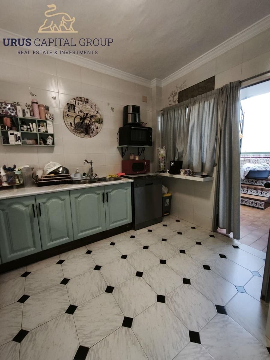 3 bedroom Flat for sale in Montellano - € 150,000 (Ref: 9491772)