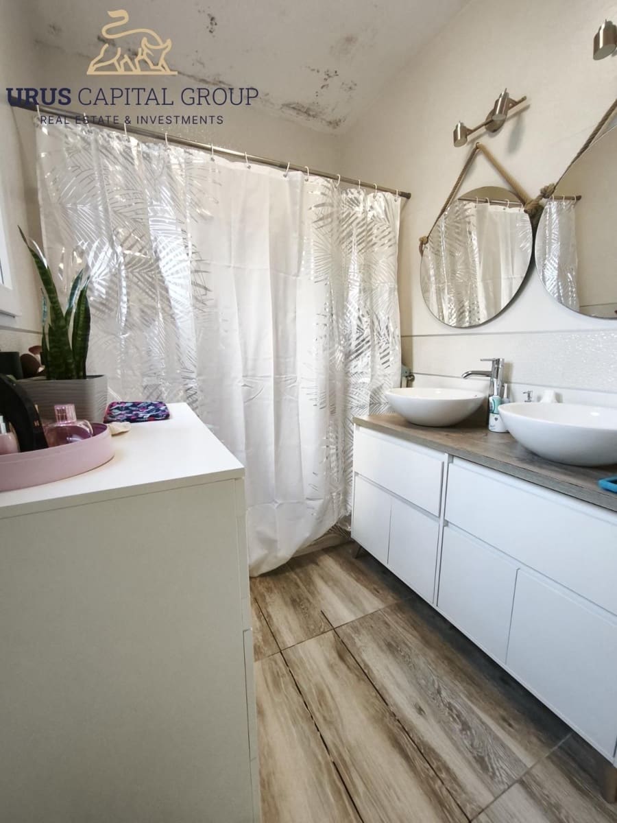 3 bedroom Flat for sale in Montellano - € 150,000 (Ref: 9491772)