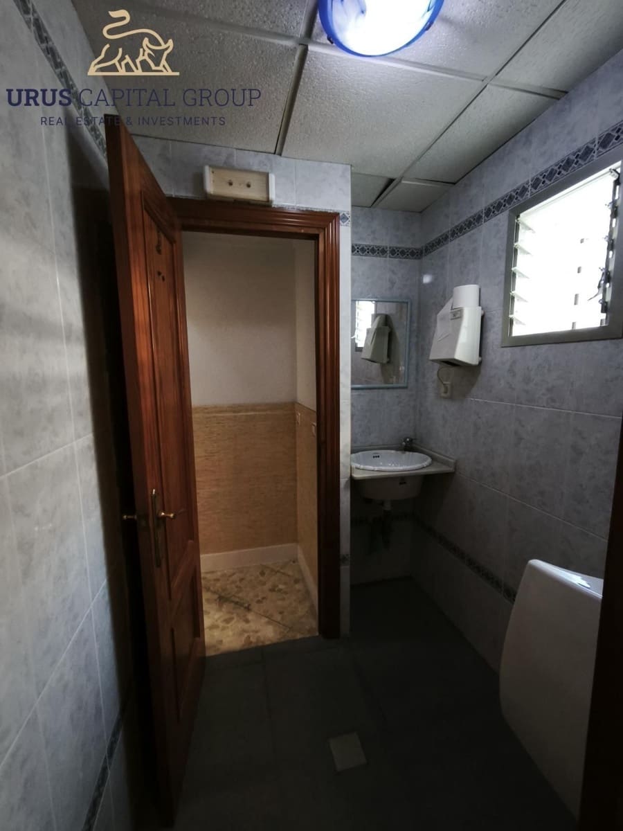 3 bedroom Flat for sale in Montellano - € 150,000 (Ref: 9491772)