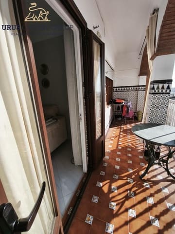 Piso de 3 habitaciones en Montellano en venta - 150.000 € (Ref: 9491772)