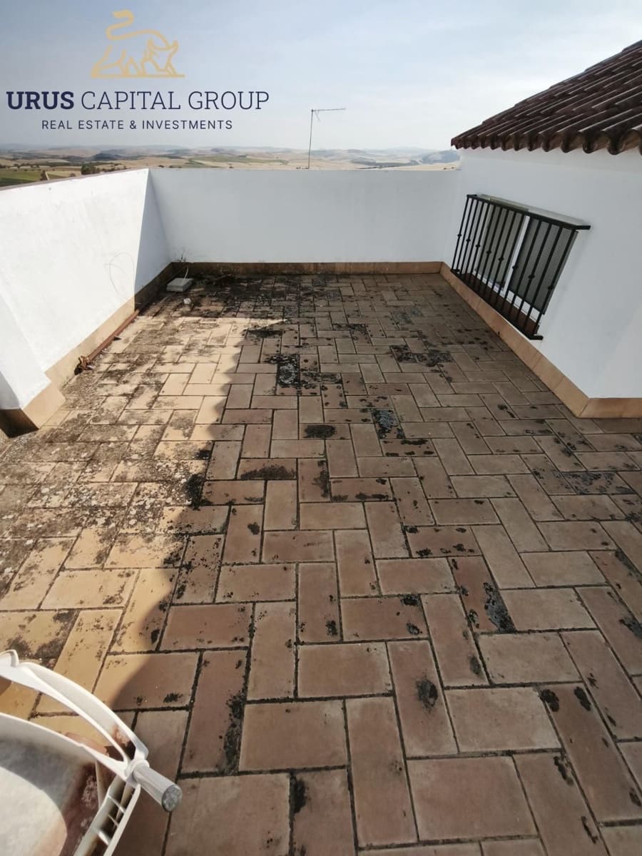 3 bedroom Flat for sale in Montellano - € 150,000 (Ref: 9491772)