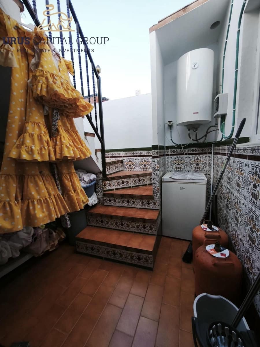 3 bedroom Flat for sale in Montellano - € 150,000 (Ref: 9491772)