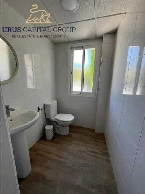 8 camera da letto Villa in vendita in Cordova citta con piscina garage - 785.000 € (Rif: 9491773)