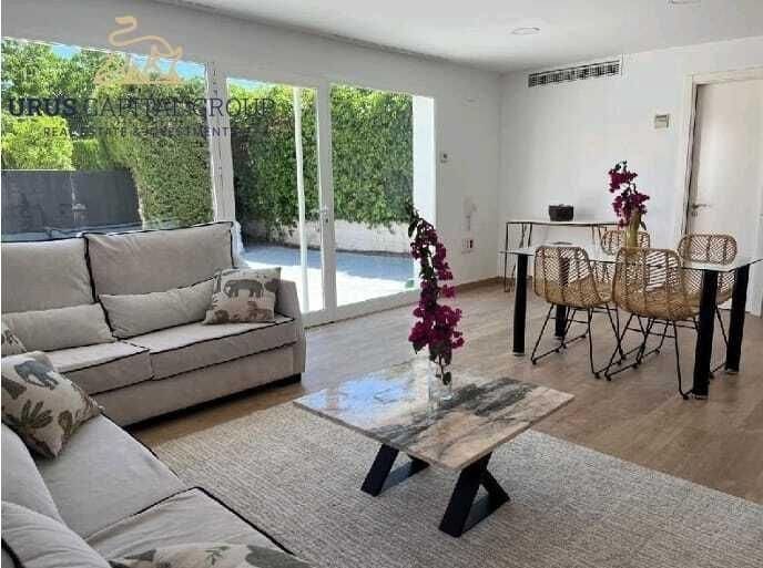 8 camera da letto Villa in vendita in Cordova citta con piscina garage - 785.000 € (Rif: 9491773)