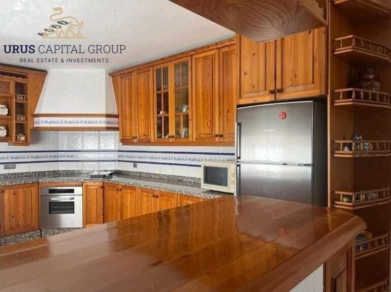 8 camera da letto Villa in vendita in Cordova citta con piscina garage - 785.000 € (Rif: 9491773)