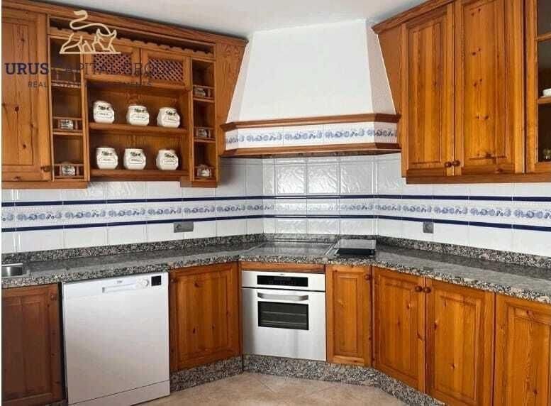 8 camera da letto Villa in vendita in Cordova citta con piscina garage - 785.000 € (Rif: 9491773)