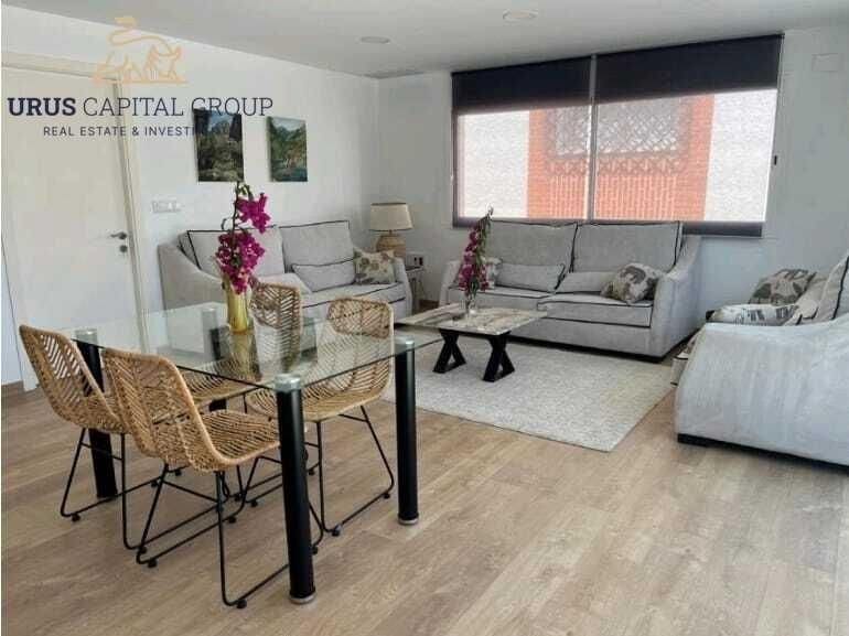 8 camera da letto Villa in vendita in Cordova citta con piscina garage - 785.000 € (Rif: 9491773)