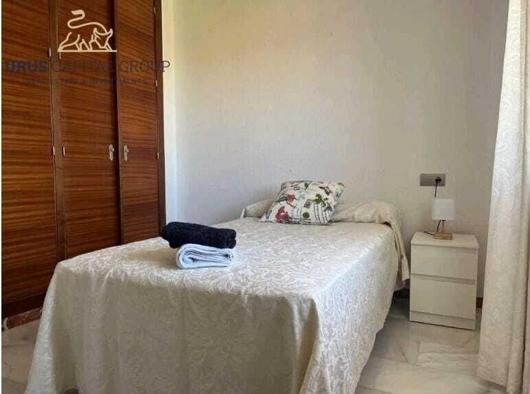 8 camera da letto Villa in vendita in Cordova citta con piscina garage - 785.000 € (Rif: 9491773)