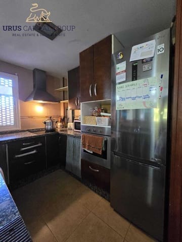 3 sypialnia Mieszkanie na sprzedaż w Polígono de la Fuensanta, Miasto Kordoba - 135 000 € (Ref: 9491775)