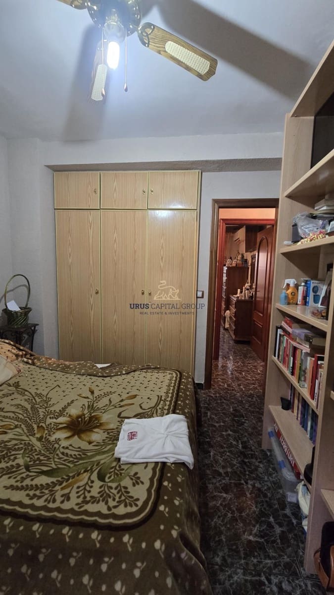 3 sypialnia Mieszkanie na sprzedaż w Miasto Kordoba - 130 000 € (Ref: 9491776)